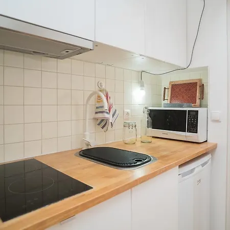 Feel Alfama Appartement *